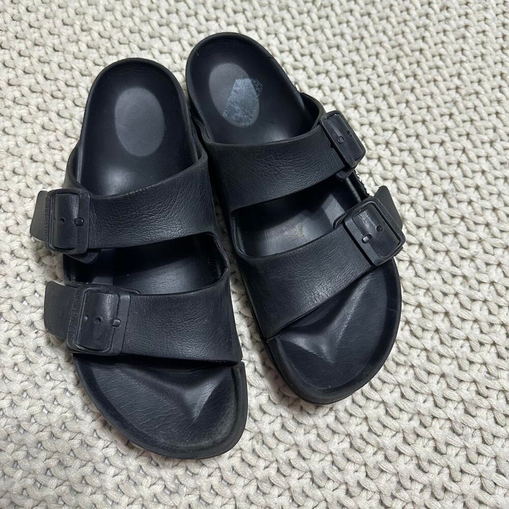 Black birkenstock sandals